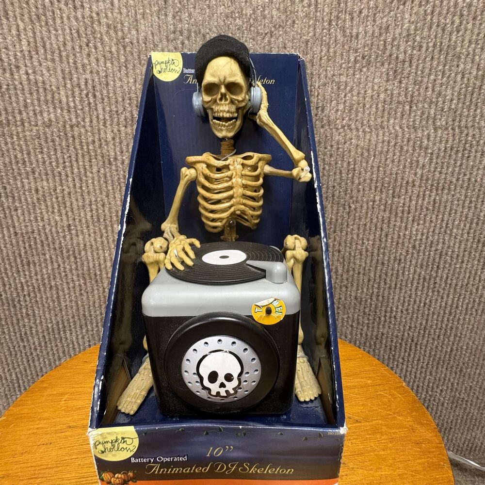 NIB Pumpkin Hollow Animated DJ Skeleton 10” Untested